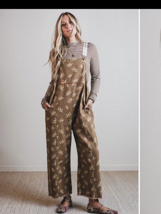 easel Denim - Easel Floral Frenzy Jumpsuit Overalls in Olive Grey, Taupe Floral Print Womens L